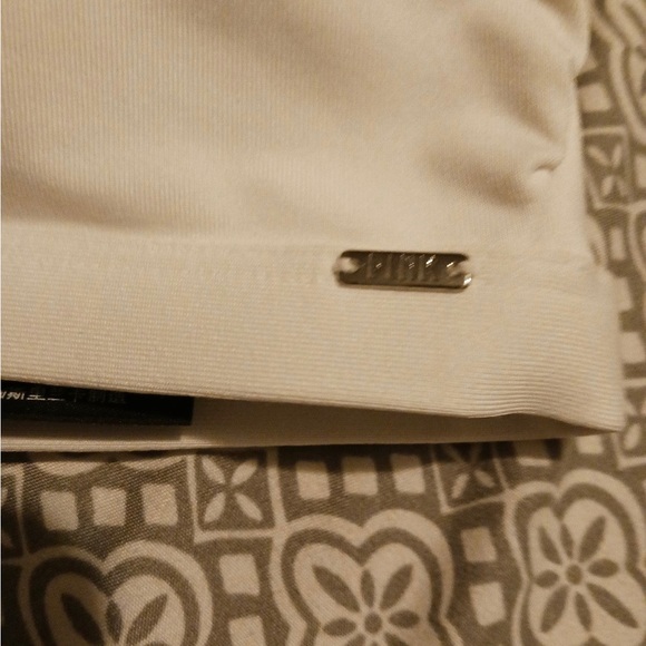 White Victoria Secret Medium Set - Picture 6 of 7